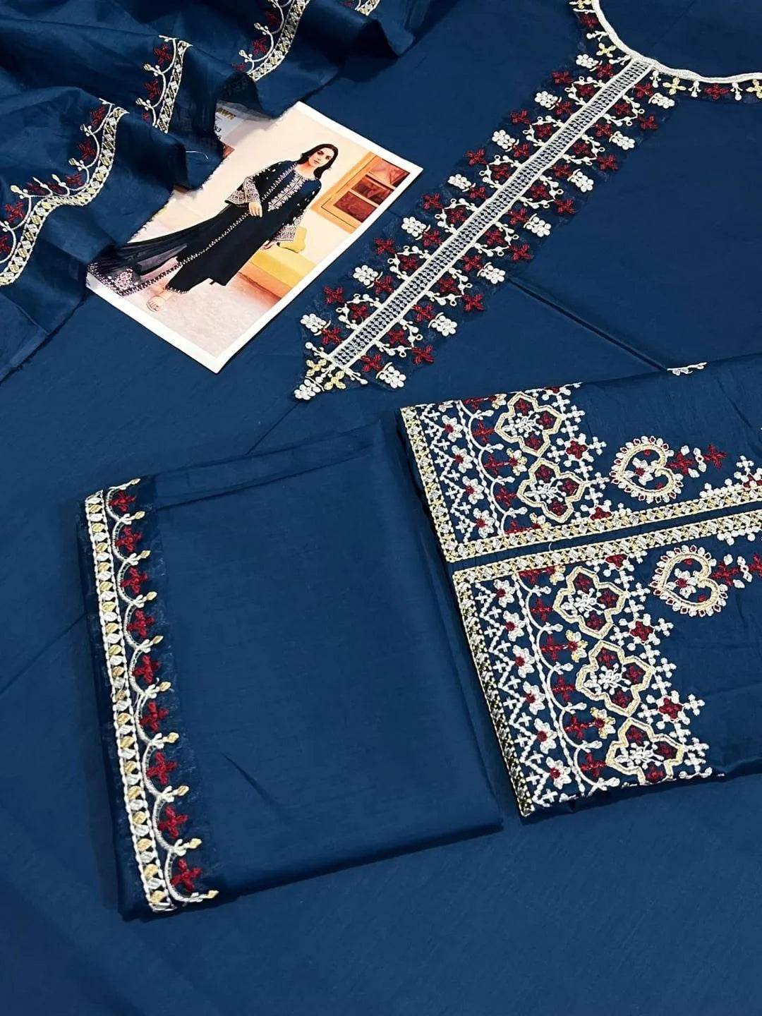 Blue Lawn Patch Work 3Pcs Set For Woman