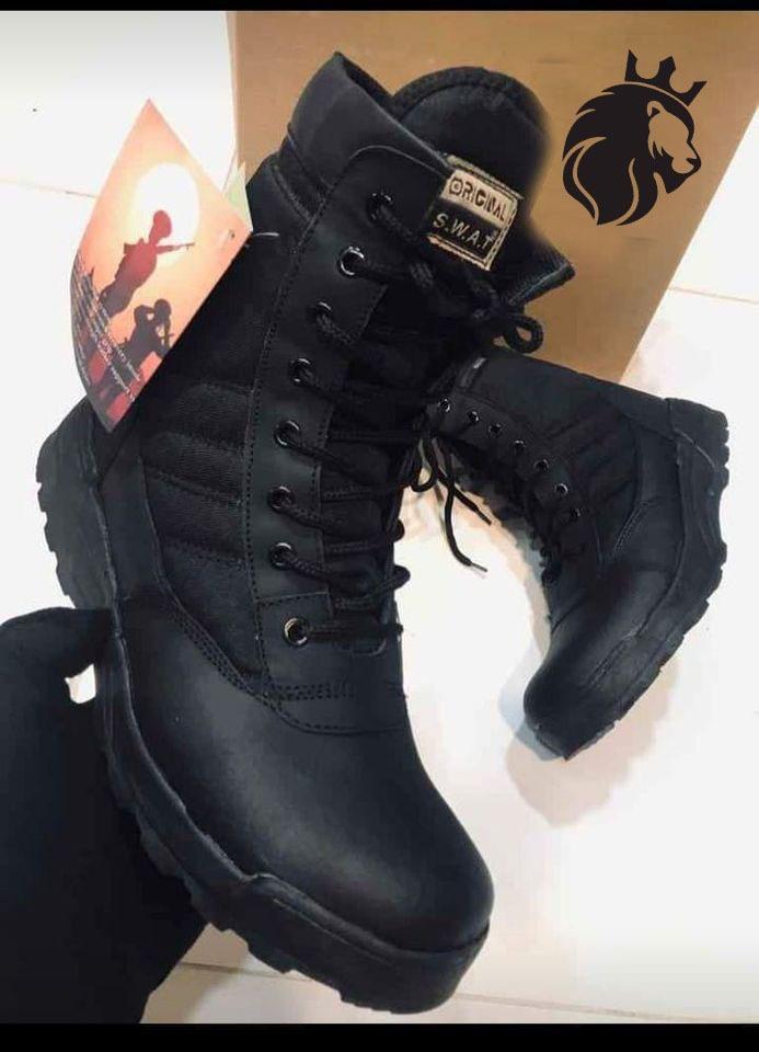 Men's Black Rubber Army Boots with Ankle Height and Durable